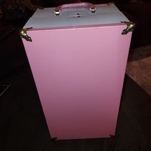 Vintage 1960's Metal & Wood Flip Lid Doll Chest Trunk Pink & White 16 x 8 x 7.75